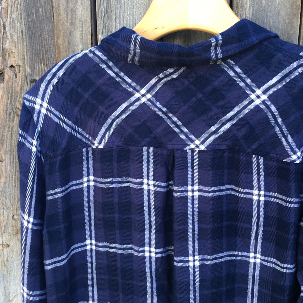 Rails Hunter Plaid Shirt Rayon Pacific Navy Blue White M - Picture 9 of 16